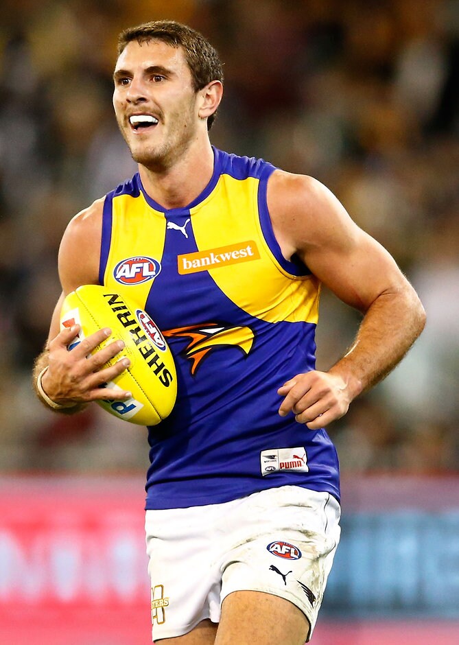 AFL 2016 Rd 19 - Collingwood v West Coast MELBOURNE, AUSTRALIA - JULY 30: Simon Tunbridge of the Eagles in action during the 2016 AFL Round 19 match between the Collingwood Magpies and the West Coast Eagles at the Melbourne Cricket Ground on July 30, 2016 in Melbourne, Australia. (Photo by Adam Trafford/AFL Media)